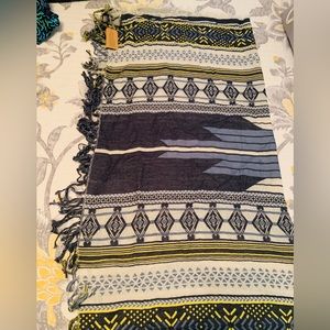 Frye scarf, navy blue and yellow